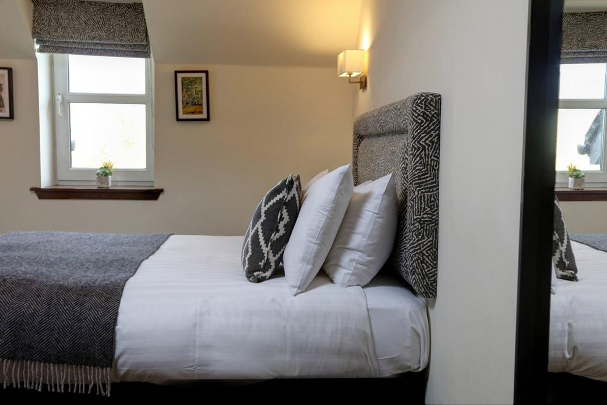 Best Western The Crianlarich Hotel Esterno foto